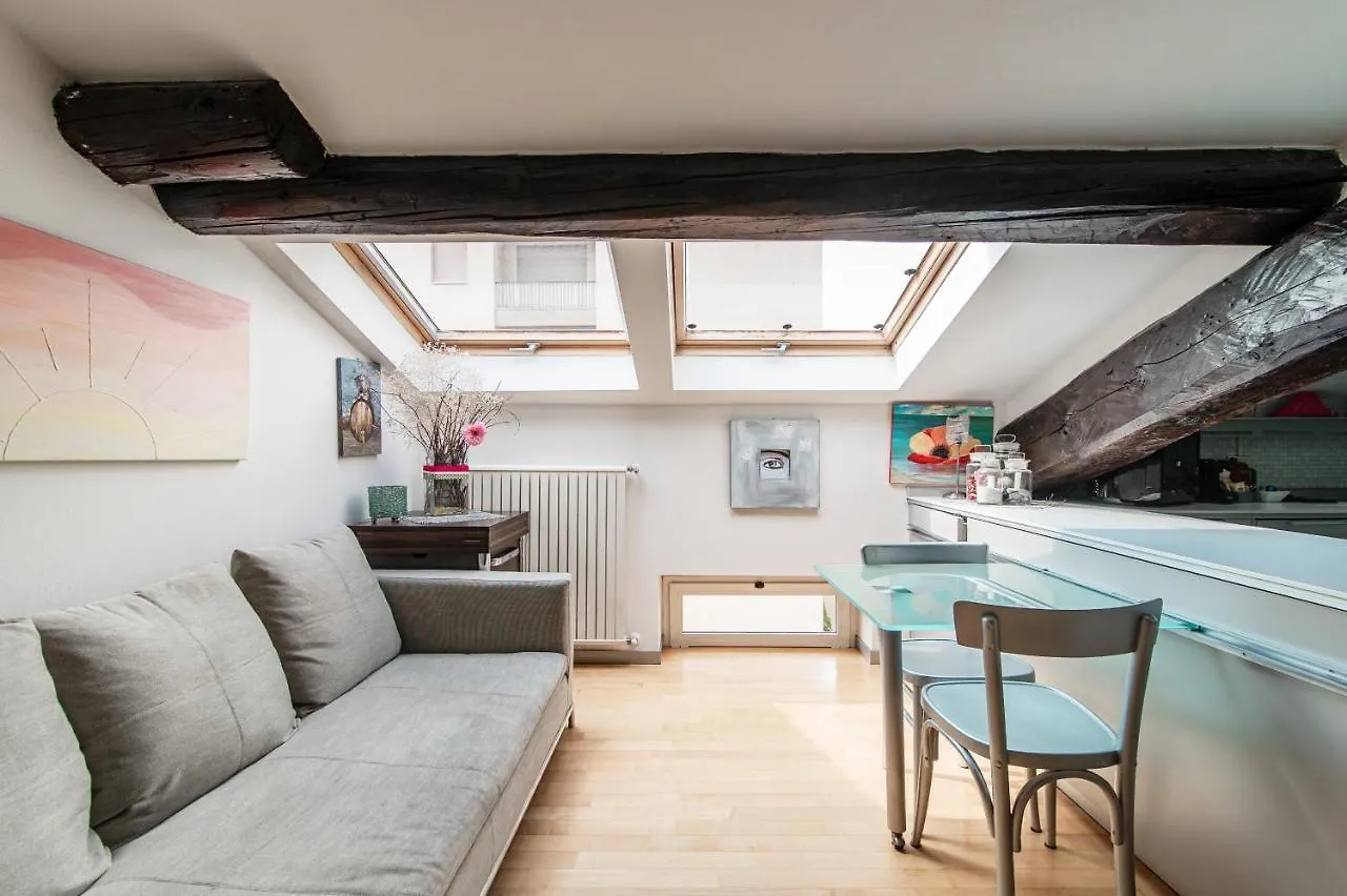 La Mansardina Di Giuly By Quokka 360 - Bright Attic Apartment In The Centre Of Como 0*,  Italy